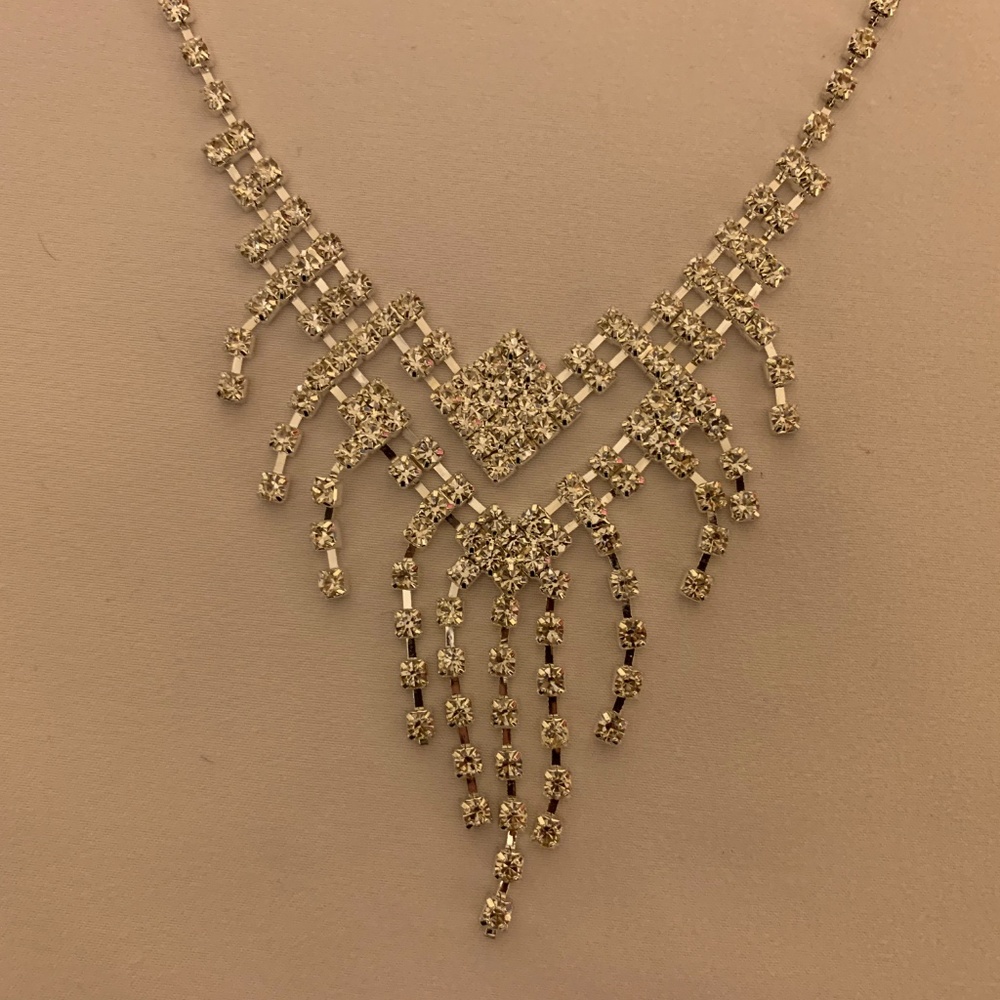 Necklace Set - Picture 2 of 2